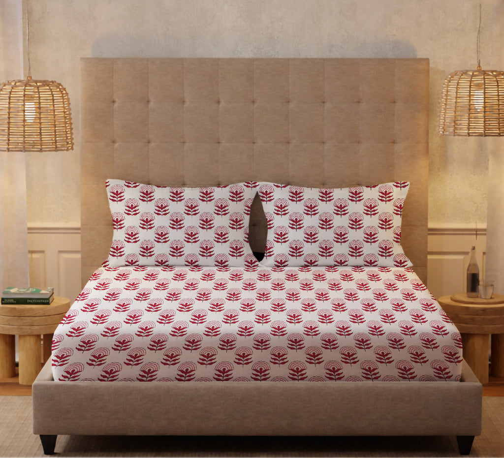 Queen Size Flat Bedsheet R393 (180 TC) with 2 Pillow Covers (244 cm X 222 cm)